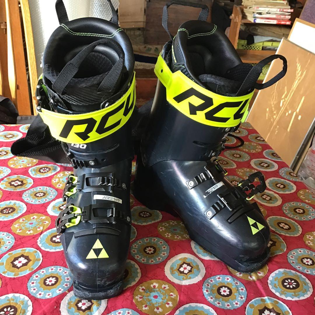 FISCHER RC4 Curv スキーブーツ　フィッシャー 靴 130