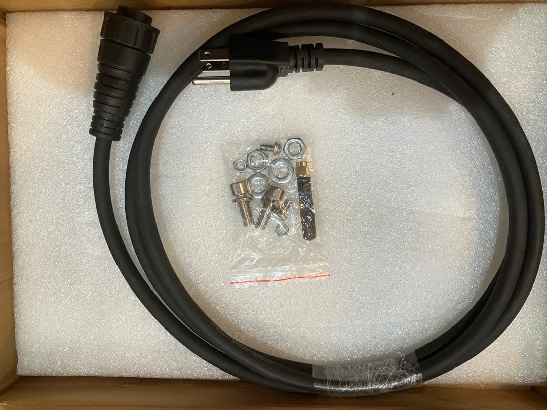 チ*ん様 GTB-800ソーラーグリッドタイマイクロインバーター　シルバー