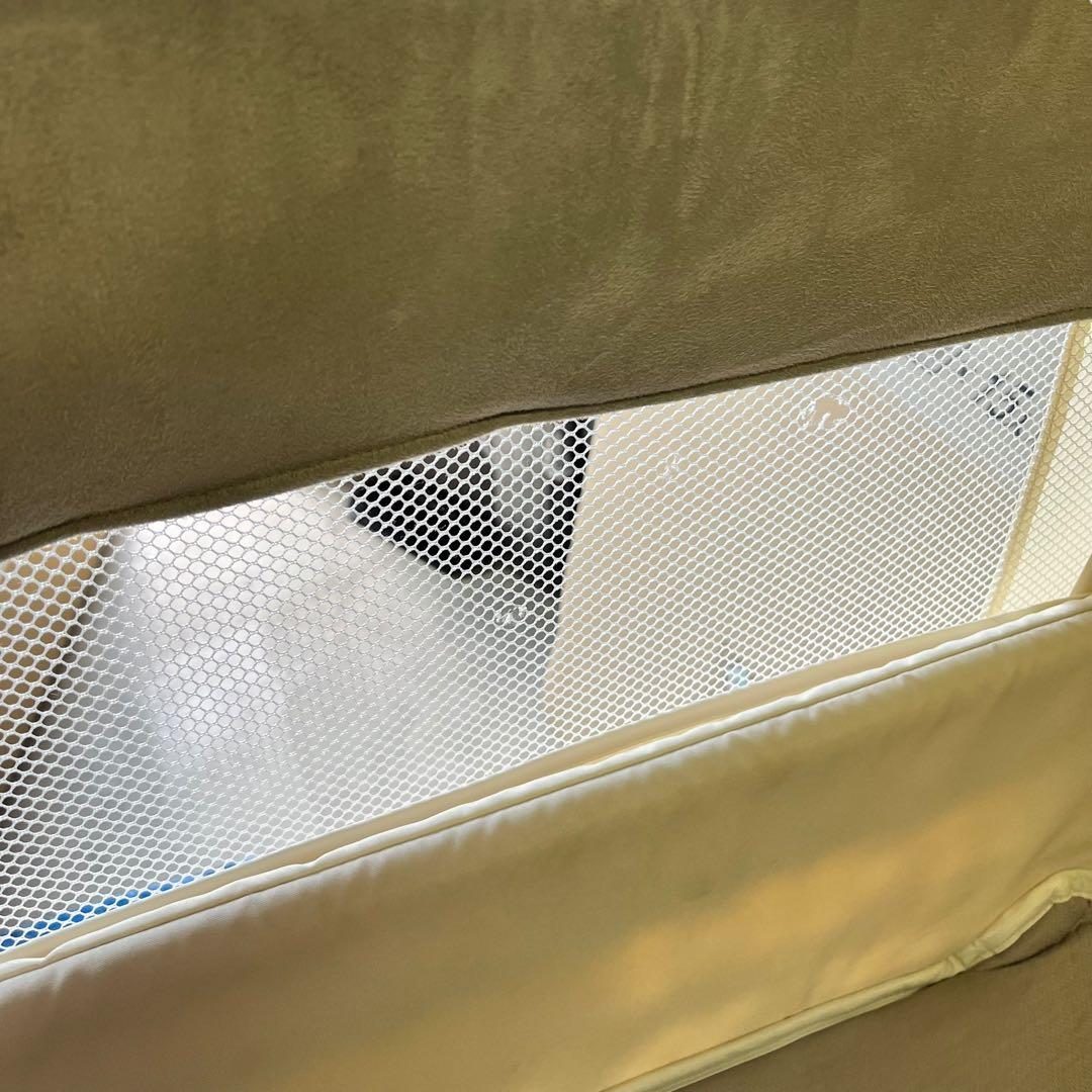 【美品】アップリカ ココネルエアープラス シュークリームGR ベビーベッド