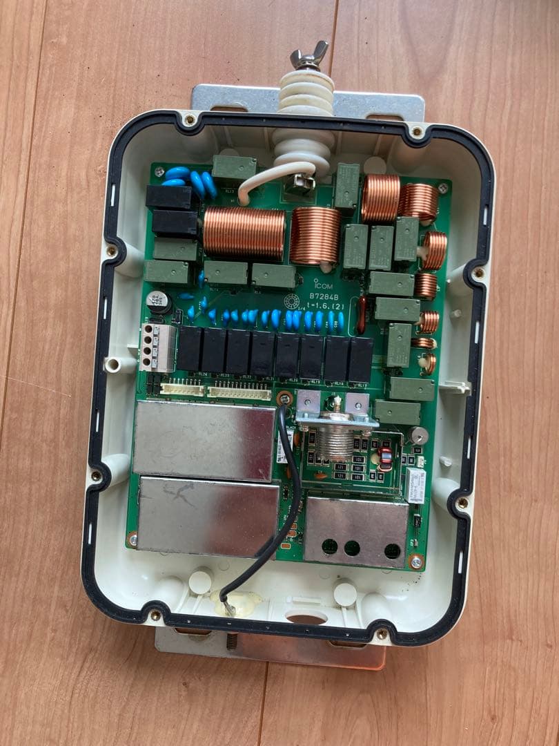 ICOM AH -4オートアンテナチューナーHF 〜50MHz アマチュア無線