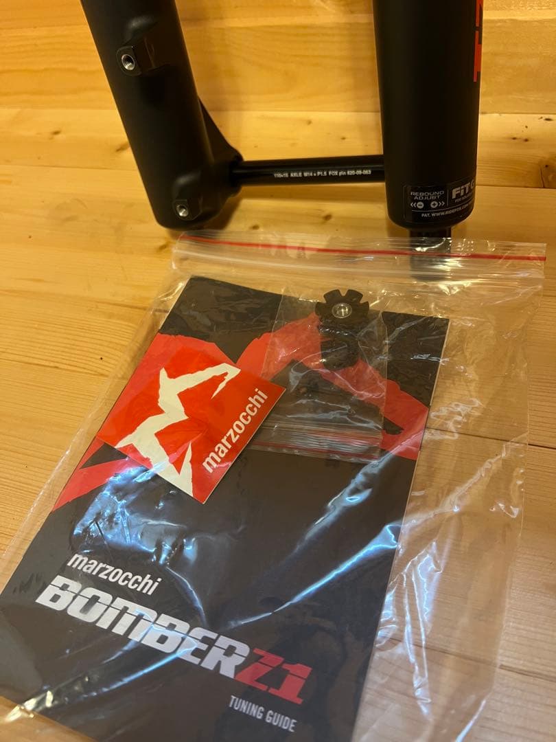 マルゾッキ　Z1 コイル　未使用 170mm 27.5 fox rockshox