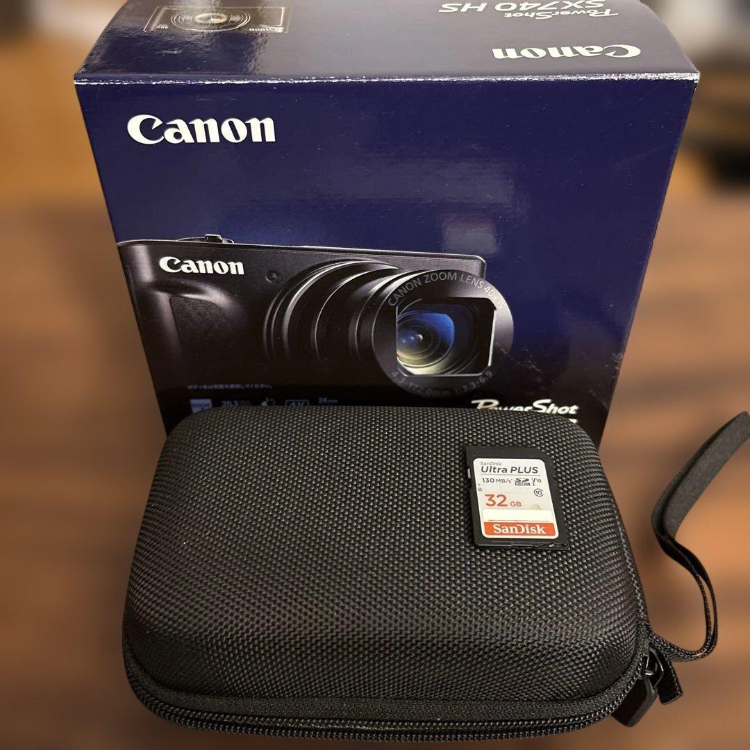Canon PowerShot SX740 HS 本体　シルバー　32GBケース