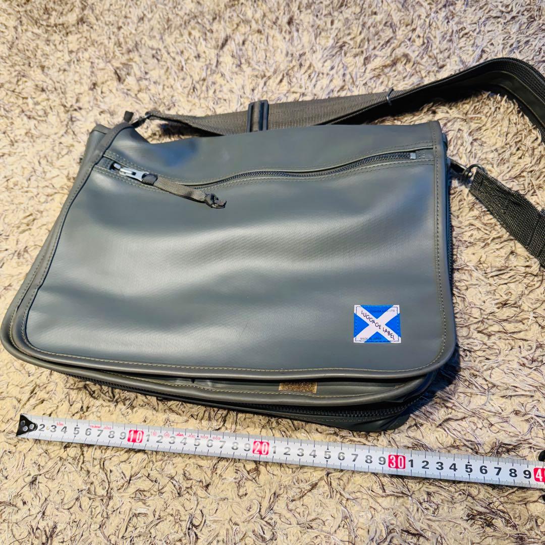 吉田カバン　ラゲッジレーベル　ニューライナー　ショルダーバッグ定価51,700円