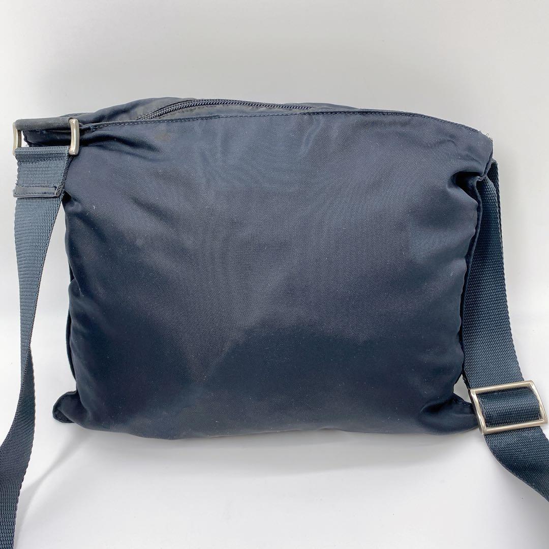 PRADA プラダ ナイロン ショルダーバッグ 三角ロゴ ブラック　男女兼用