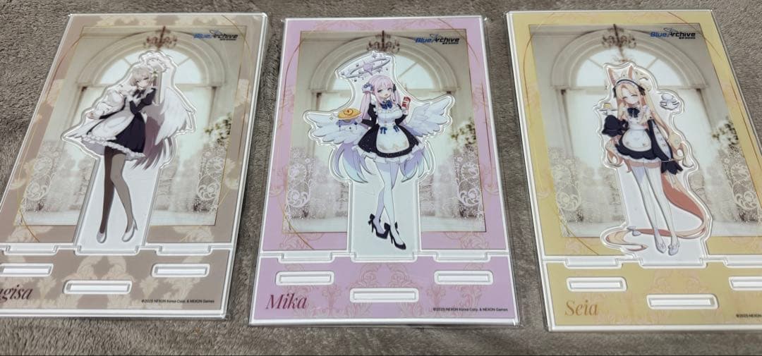 ブルアカカフェ　ブルーアーカイブ　アクリルスタンドセット　セイア　ナギサ　ミカ