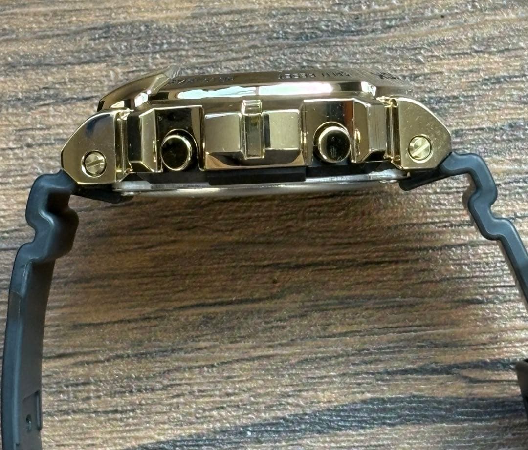 美品 G-SHOCK GM-6900G-9JF ゴールド メタル 6900