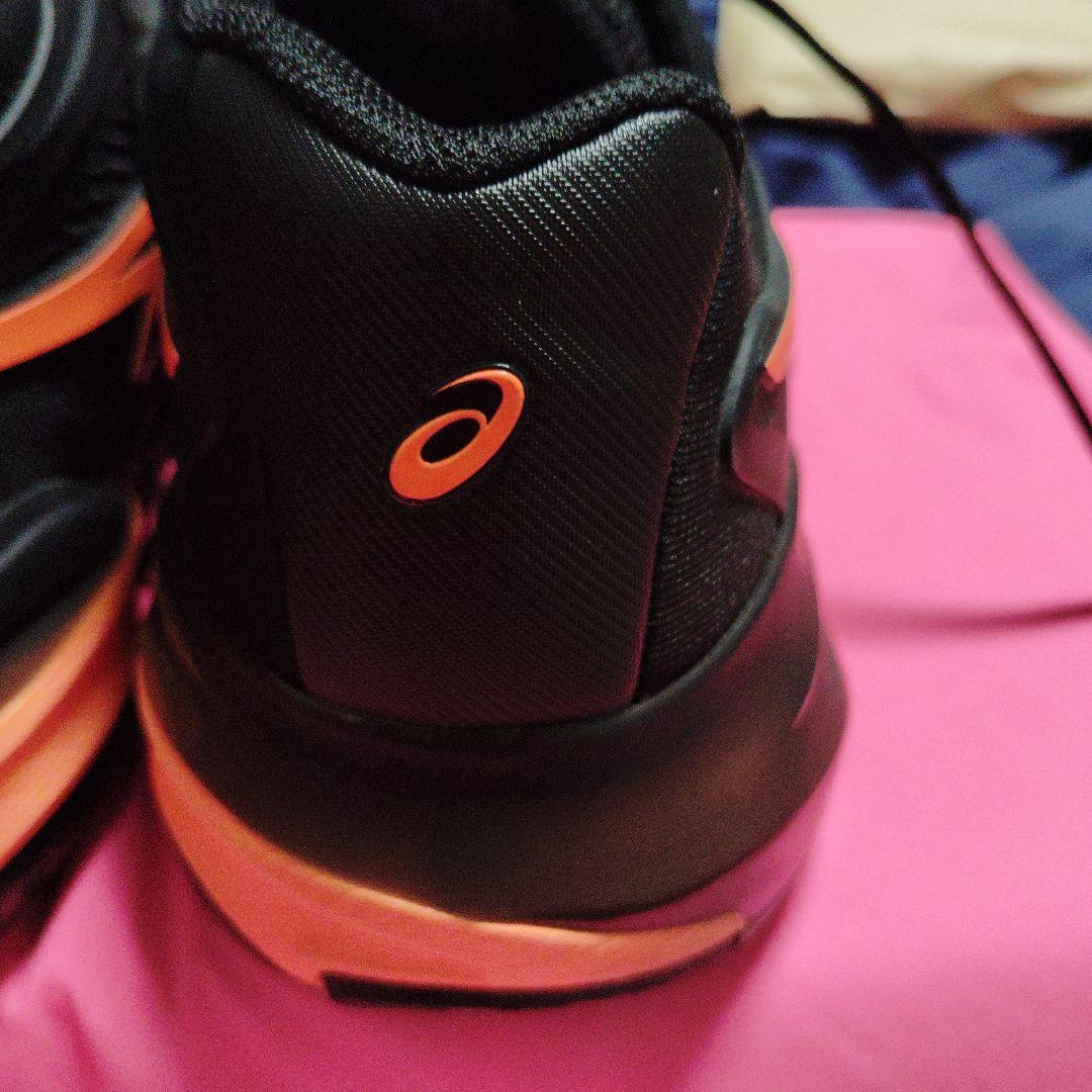 着用1回ASICS ゲルレゾリューションX25.5 2E ブラック/オレンジ
