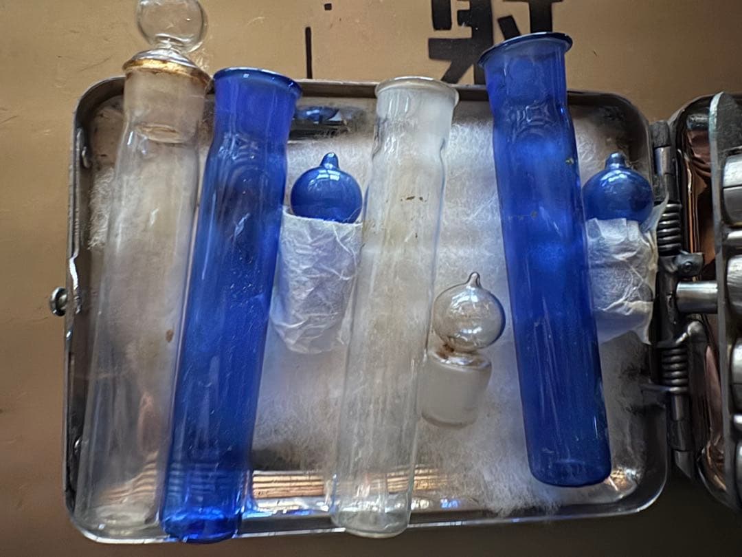 ⑦十字マーク入り 医療用アンプルケース 注射薬瓶 レトロ 医療アンティーク