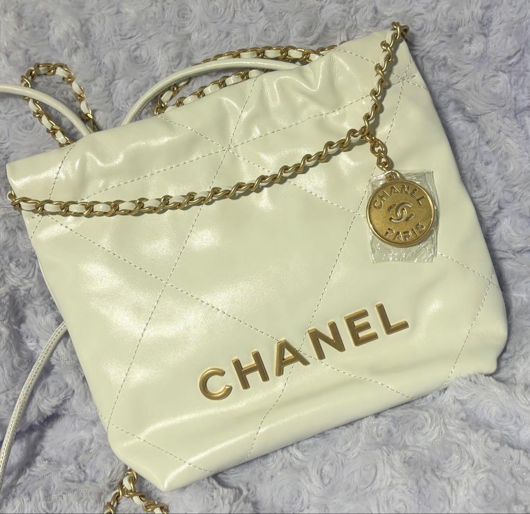 ホワイト ショルダーバッグ　ノベルティ