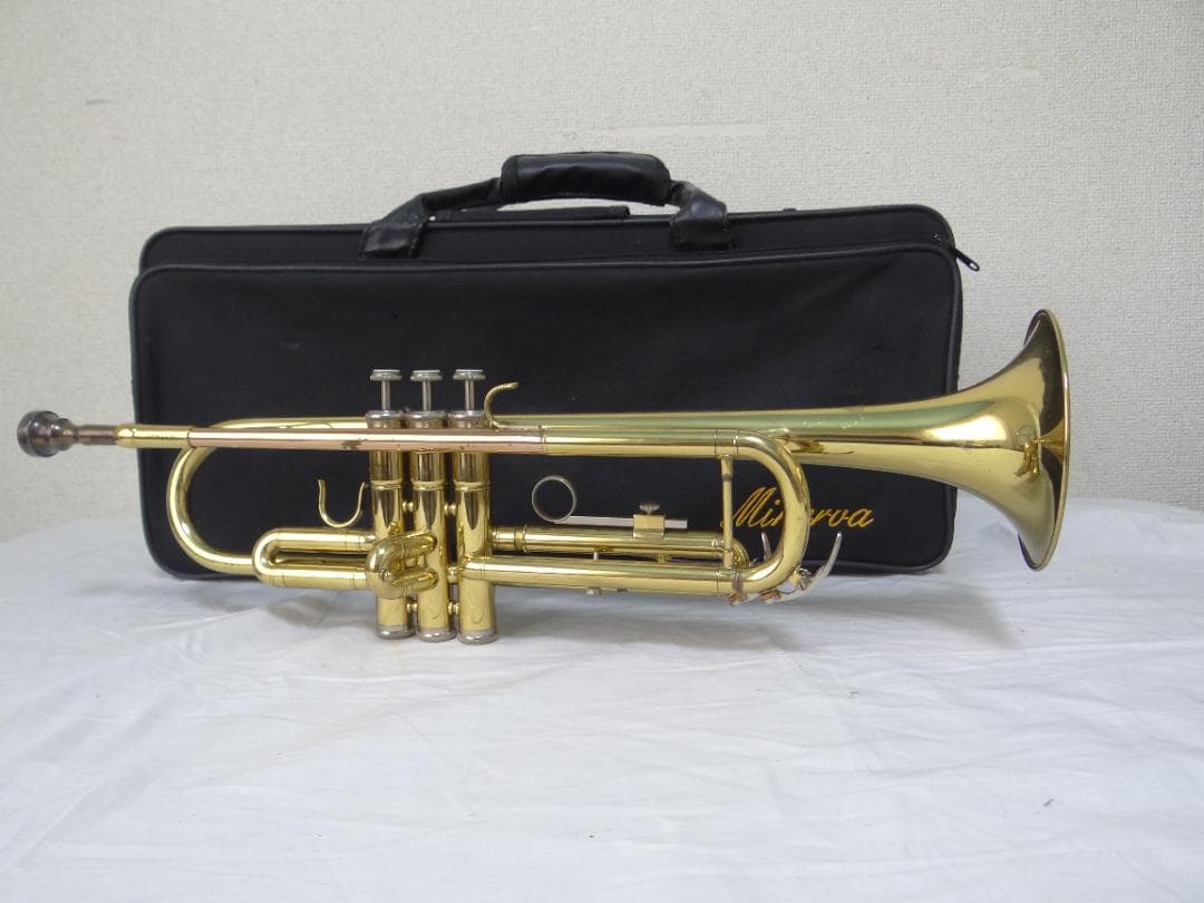 送料込★管楽器★トランペット Minerva MTR350L ソフトケース