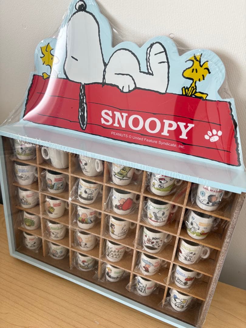 スヌーピー ミニチュア カップ 30個セット 飾り棚
