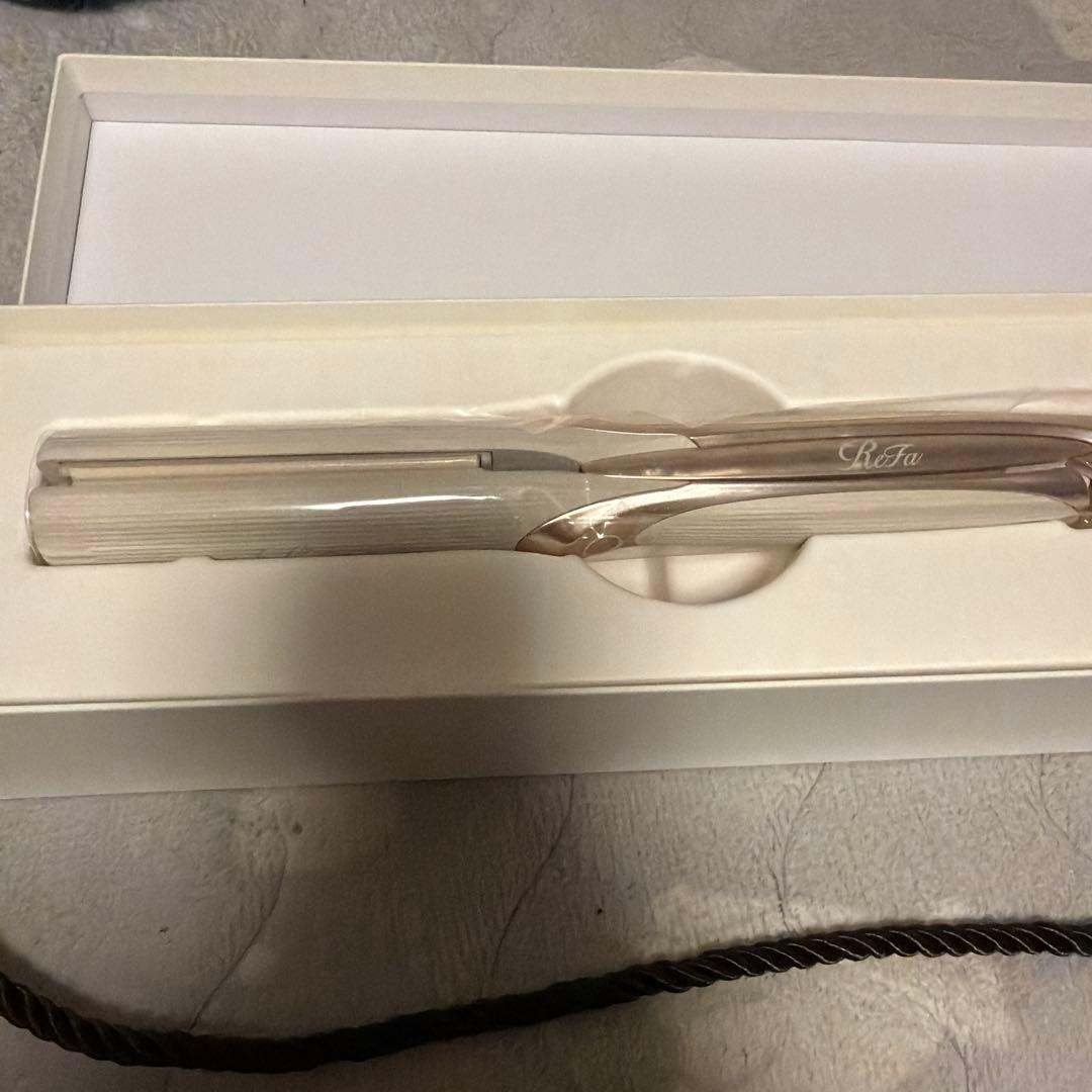 リファ ストレートアイロンプロ アイボリー