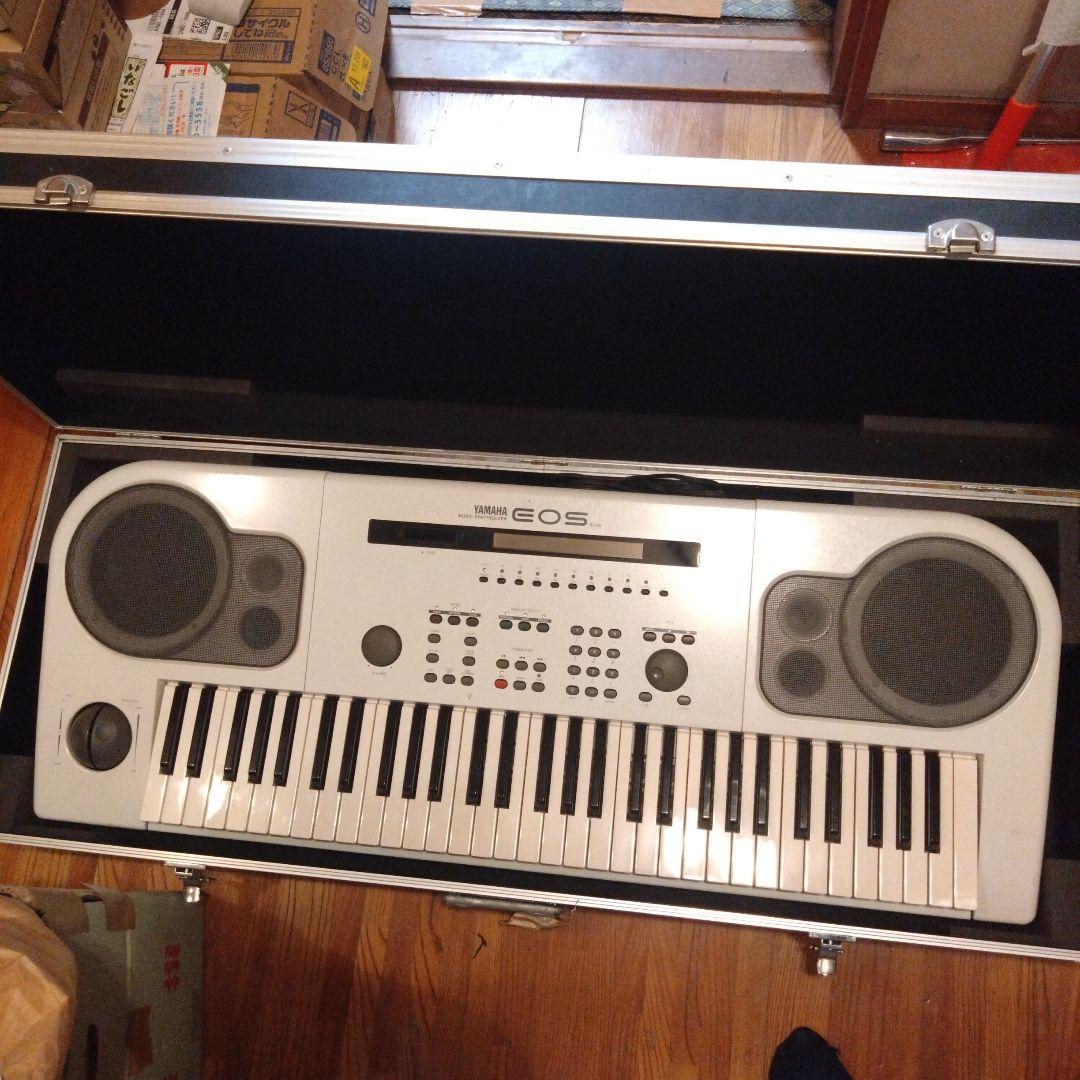 送料無料　シンセサイザー　キーボード　YAMAHA EOS B700
