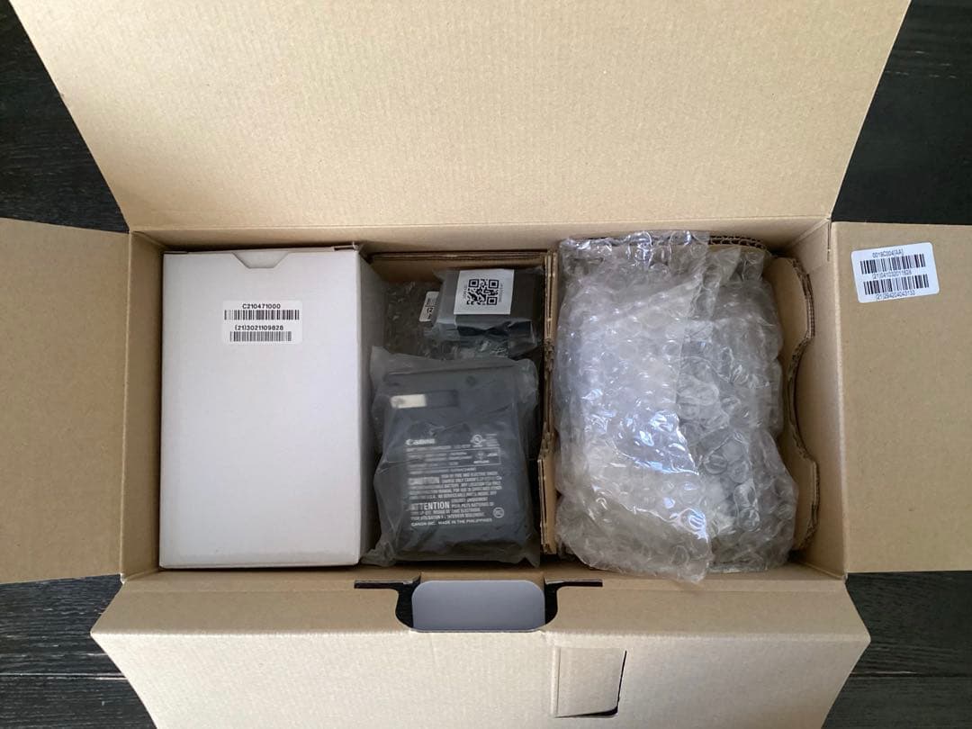 CanonEOS8000Dデジタル一眼レフカメラ　ダブルズームキット&おまけ