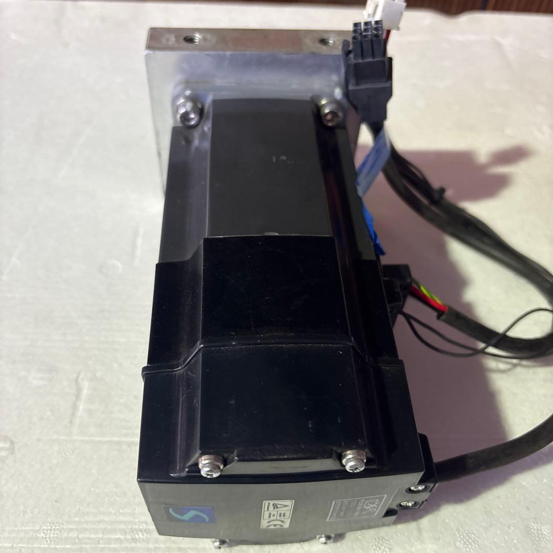 サーボモーター AC-SERVO MOTOR HC-KFS73BK