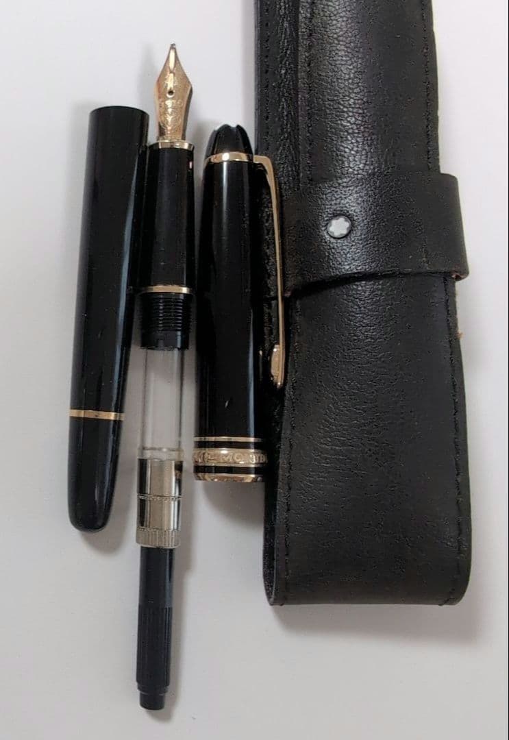 モンブラン　万年筆　黒　未使用　レザーケース