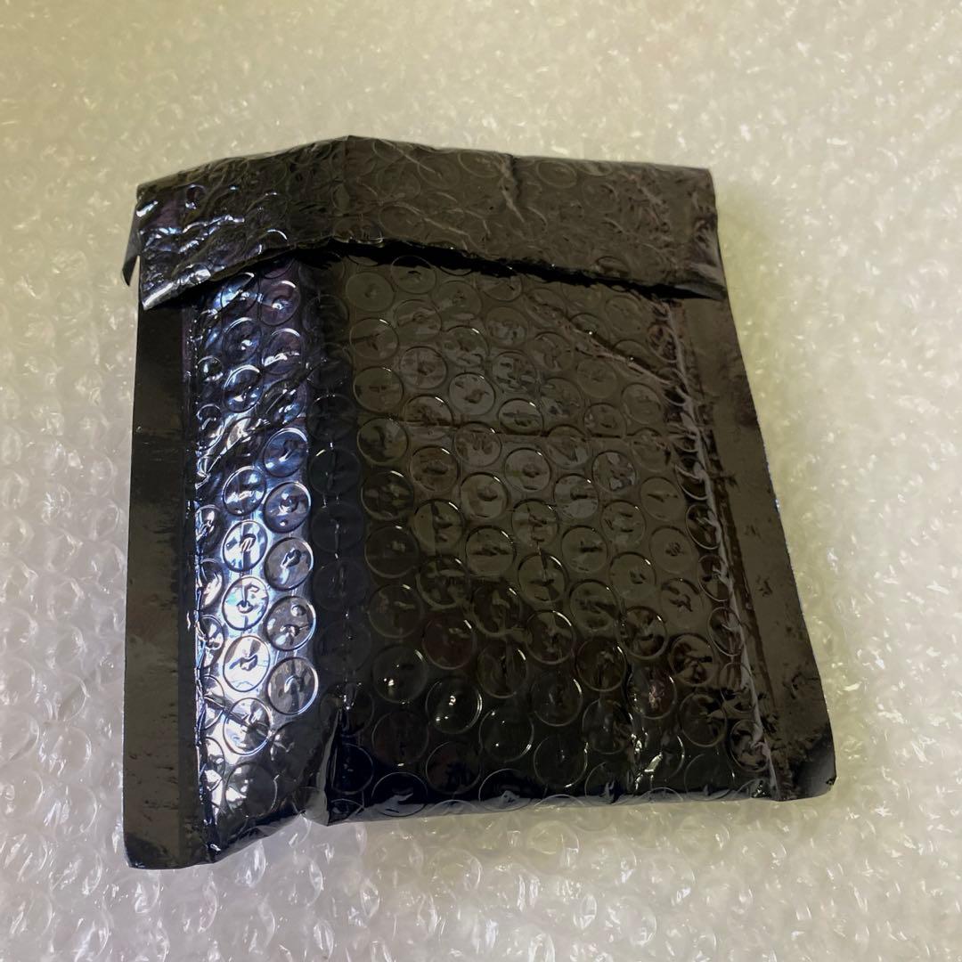 海外ツアー限定PEACEMINUSONE クリップ 赤 ジヨン gdragon