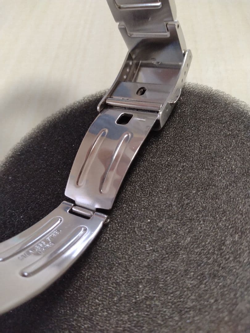 （61）【最終価格、極美品】 G-SHOCK GST-B400AD レッド