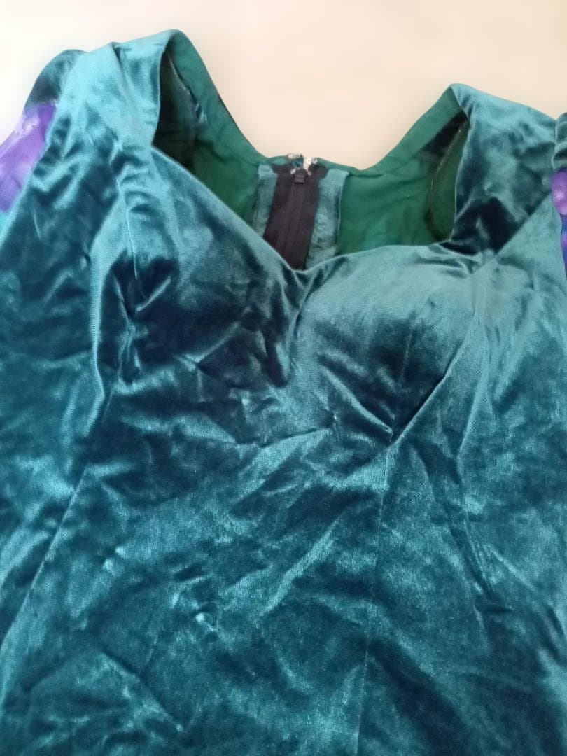 フラメンコドレス 紫と緑のグラデーション