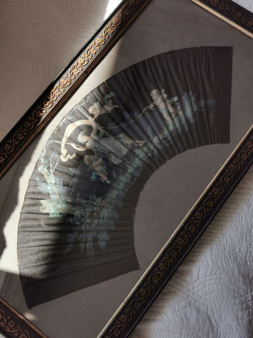 アンティークガラスフレーム 手描きシルク扇 天使と女性 ハンドペイントファン額装