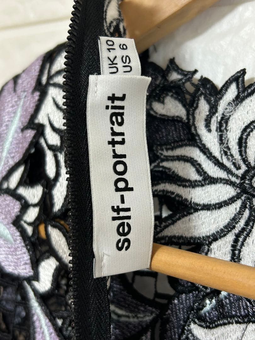 【最終価格】セルフポートレイトワンピース　ヴィヴィアンタム　シャンハイタン