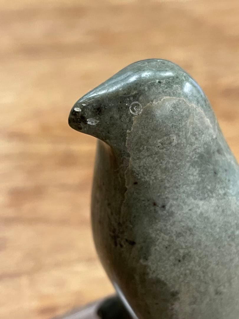 イヌイットアート石像　Mc LEOD YOUNG WEIR TOKYO 1985