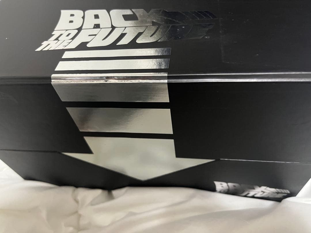 バックトゥーザフューチャー　デロリアン　バックトゥザフューチャー