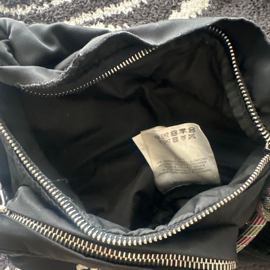 モンクレール ボディバッグ　レディース　ブラック　ポシェット　訳あり