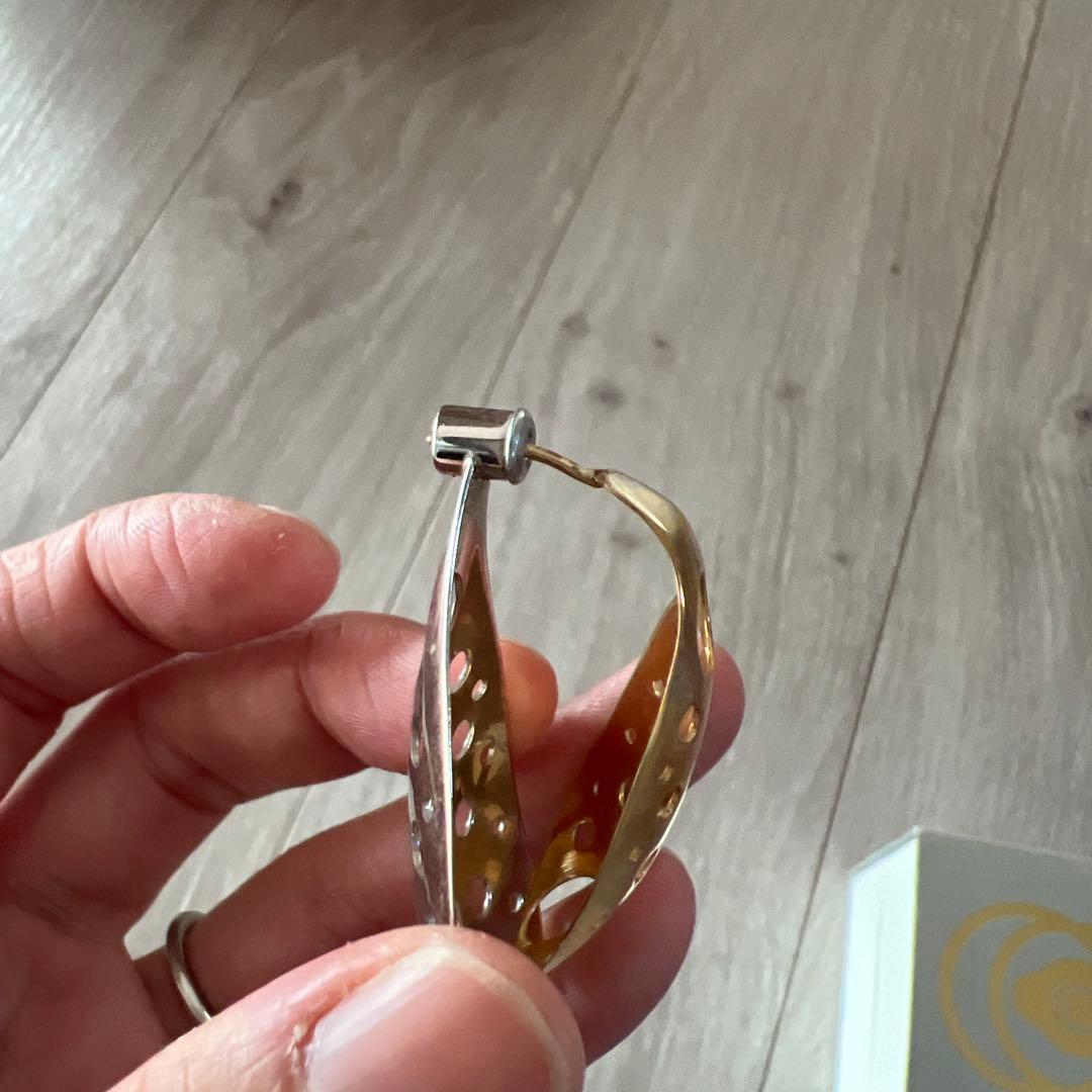 シャルロットシェネ　片耳ピアス