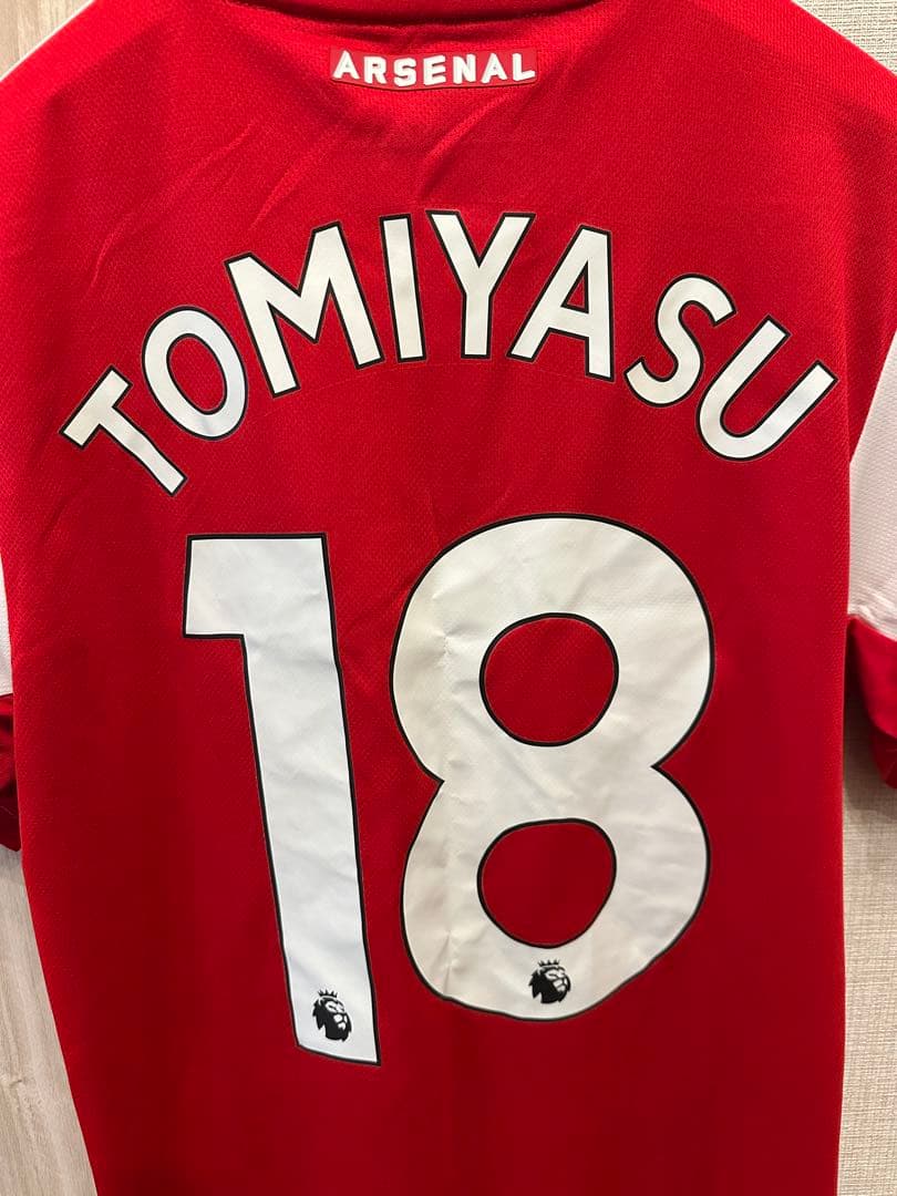 adidas アーセナル 22/23ホームユニフォーム レプリカ 冨安健洋