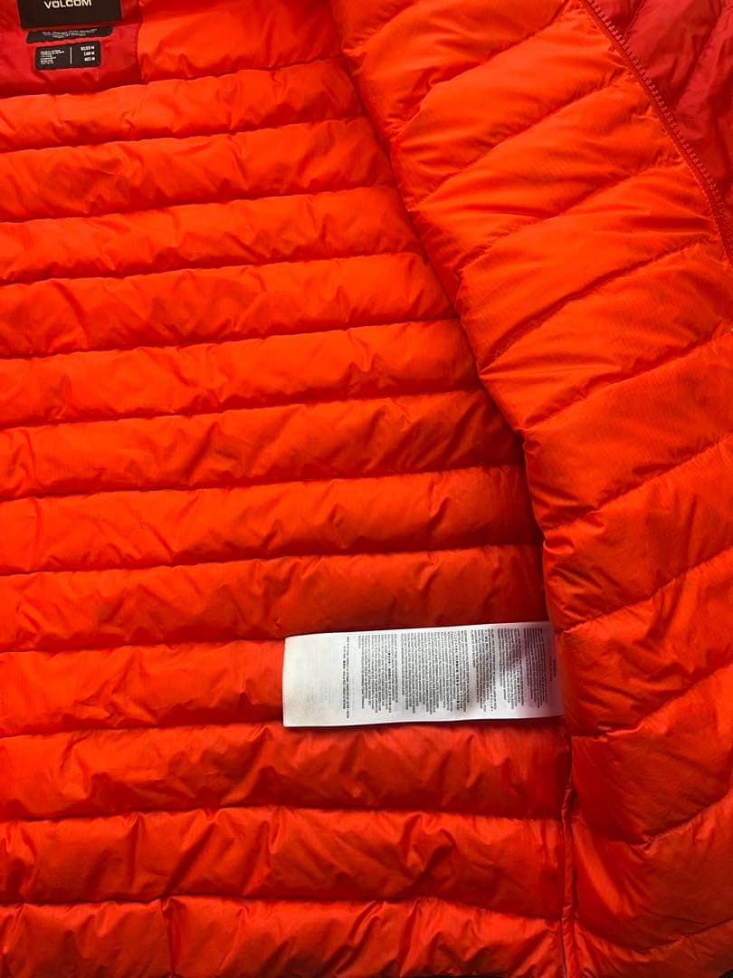 Volcom ダウンジャケット　Mサイズ