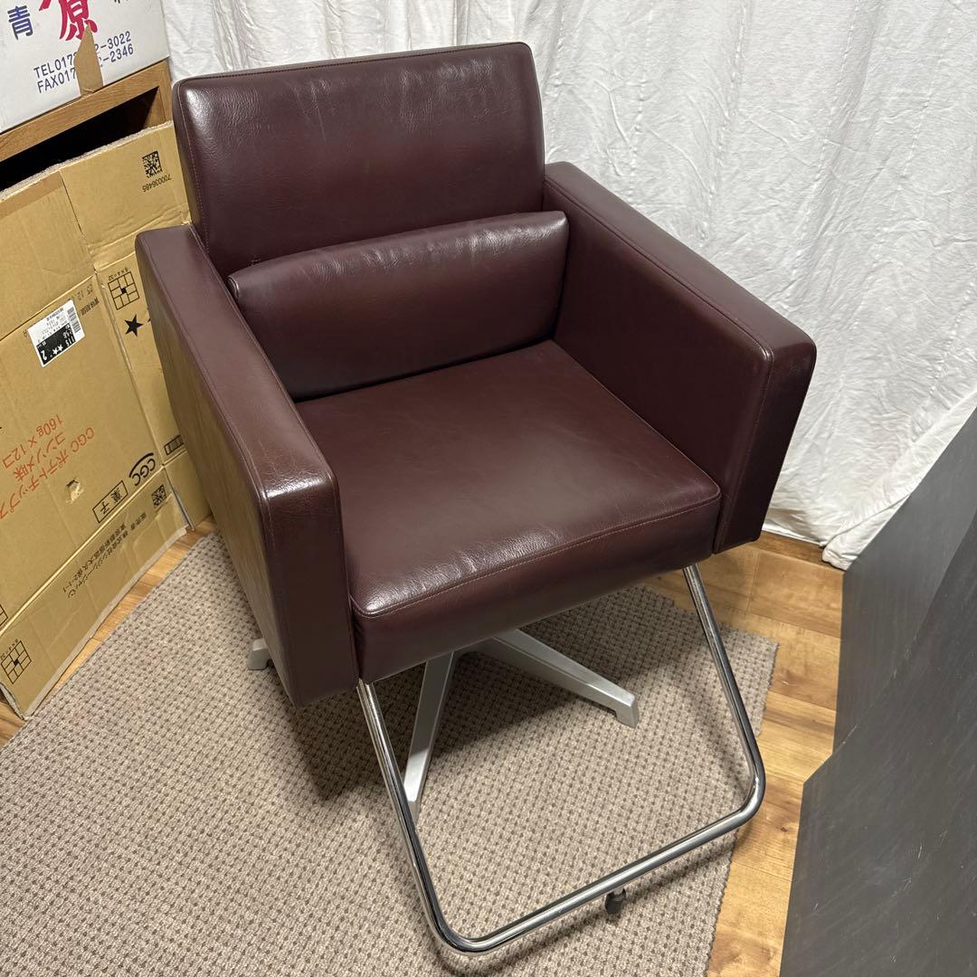 タカラベルモント LIM セット椅子