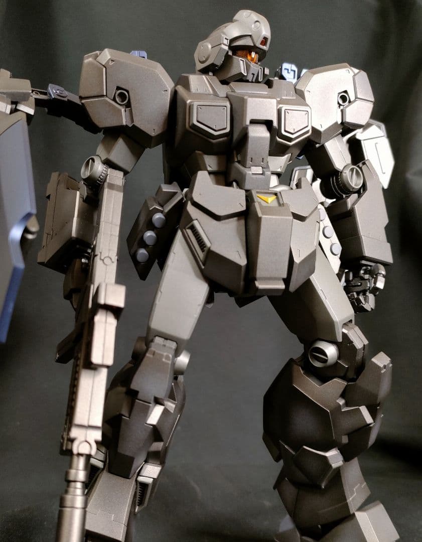 ガンプラ 塗装済完成品 MG 1/100 ジェスタ