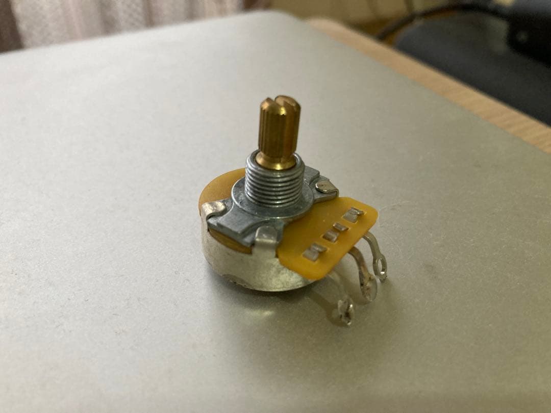 Fender USA アメリカン デラックス ストラトキャスター