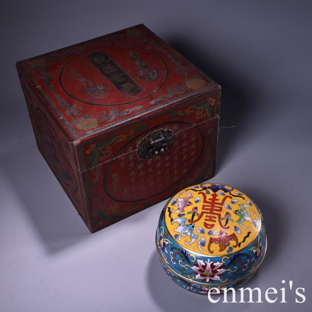 中国古美術・旧蔵銅胎鎏金の七宝焼掐絲細工蔓草蓮・五福捧寿の首飾り箱・置物・文房