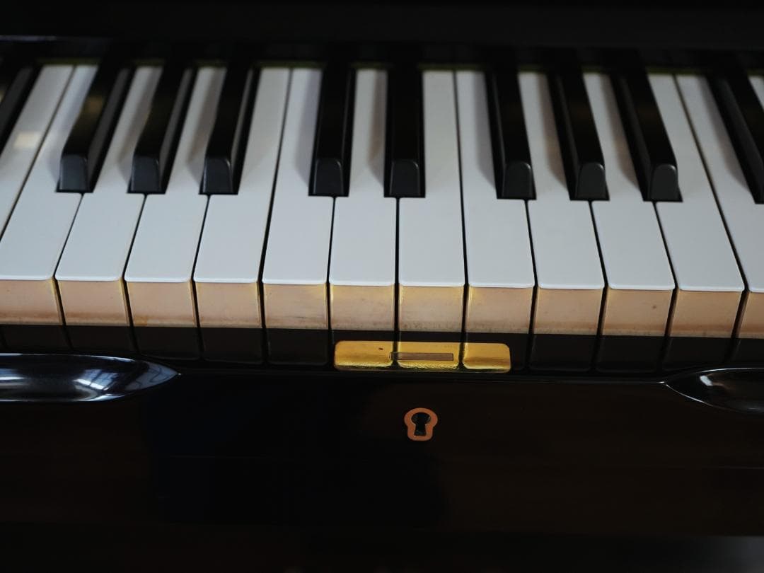 （極上中古）ヤマハ アップライトピアノ Yamaha U1 (日本製)