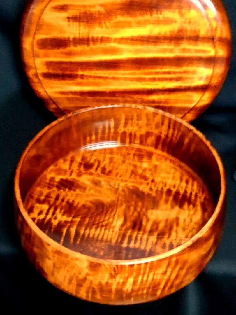 ♥天然木　刳り貫き　虎杢　茶櫃　ちゃびつ　骨董　古玩