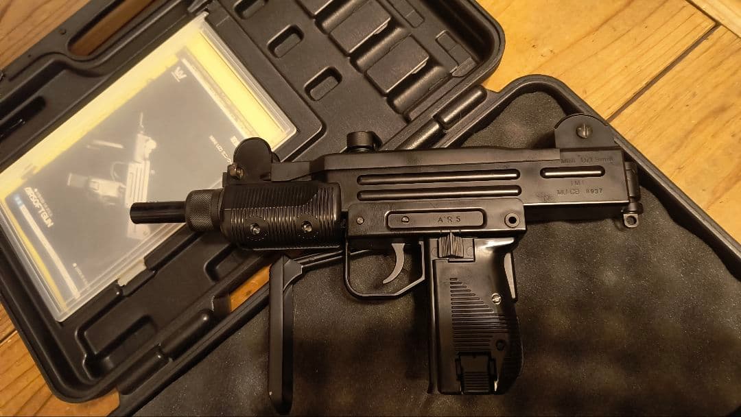 ウエスタンアームズ　ミニウージー