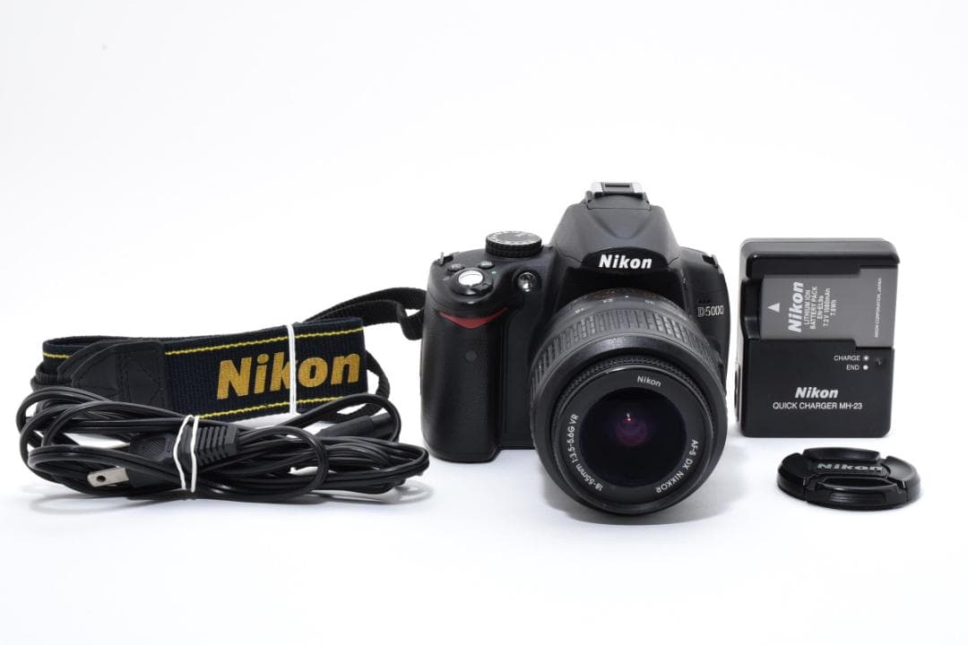 ■ 美品・極少S数1885回 ■ ニコン Nikon D5000 レンズキット