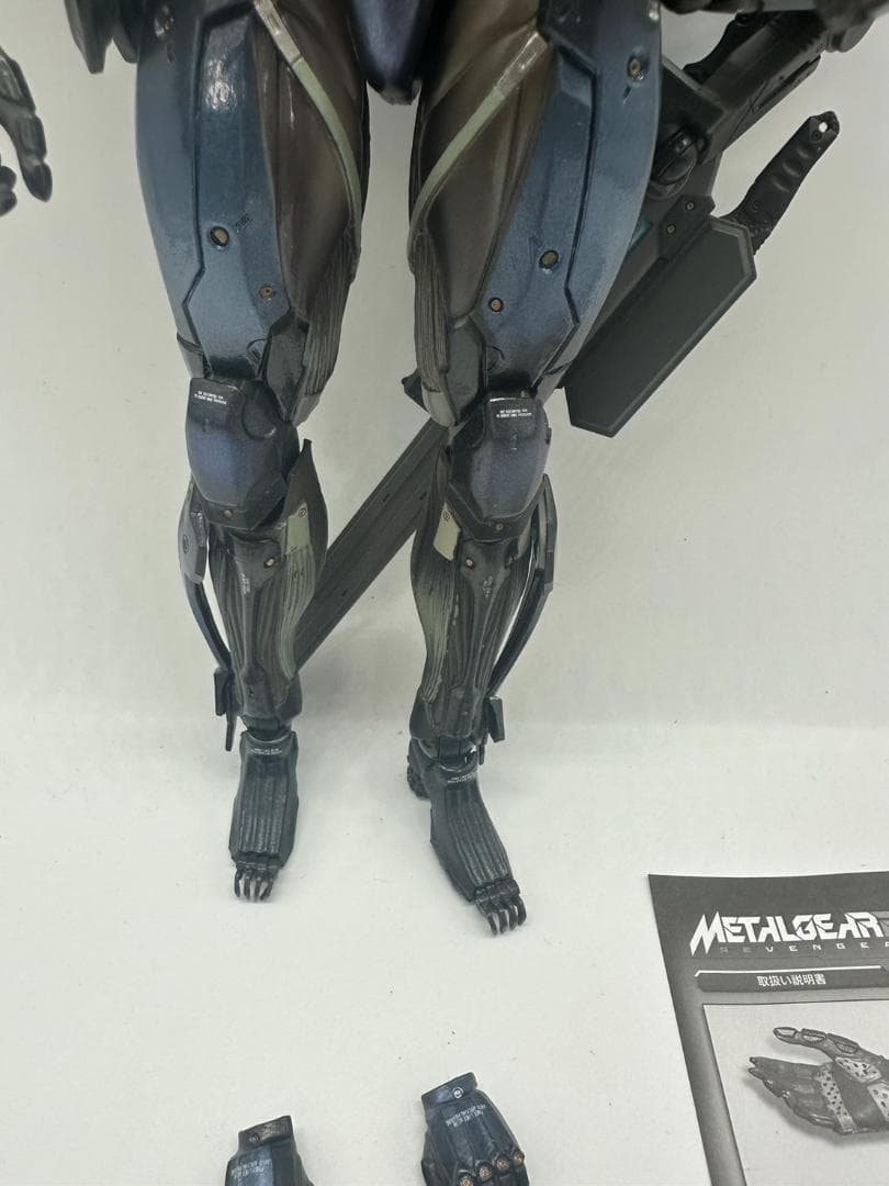 メタルギアソリッド 雷電 1/8　フィギュア