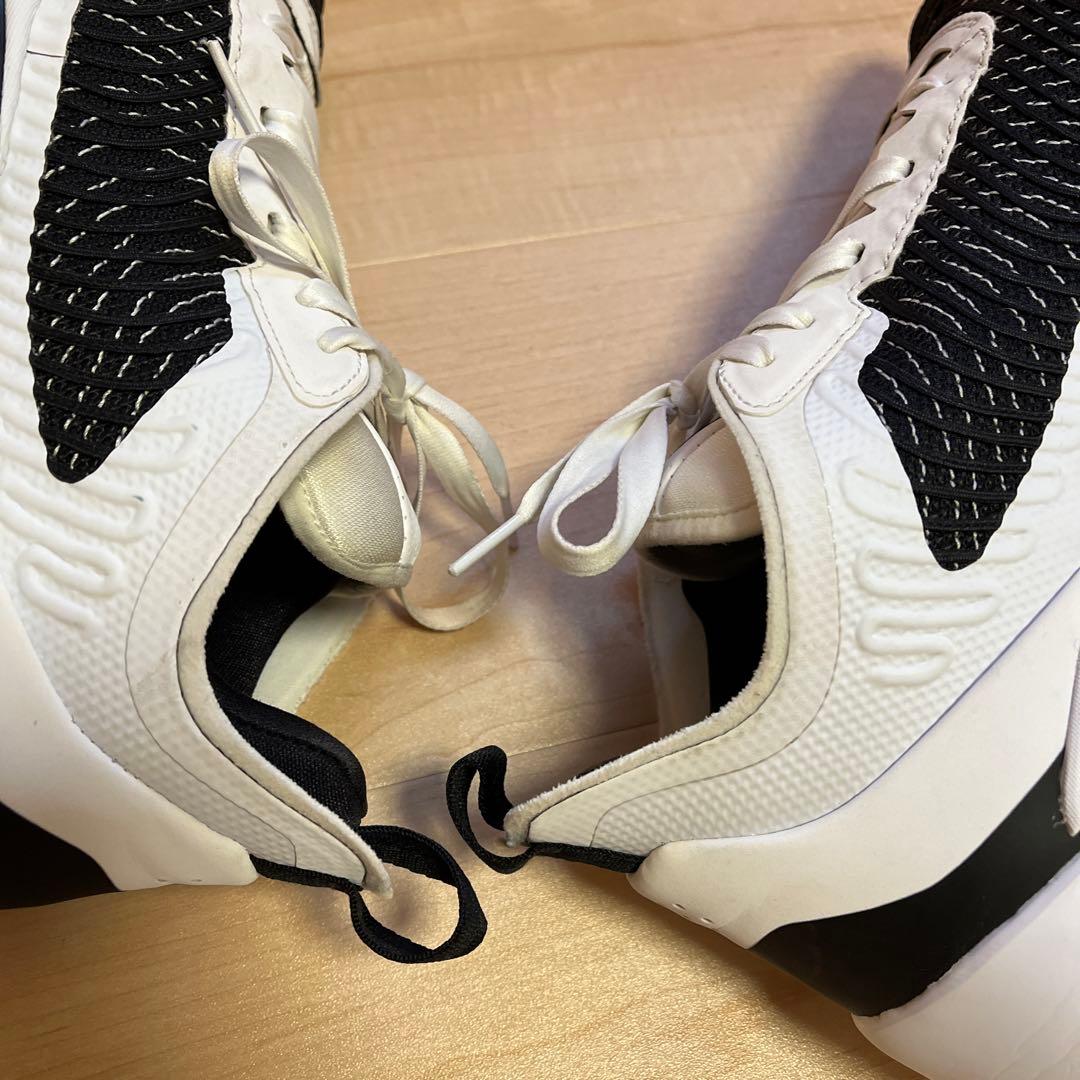 ジョーダン ルカ１ JODAN LUKA1 PF 白/黒 28.5