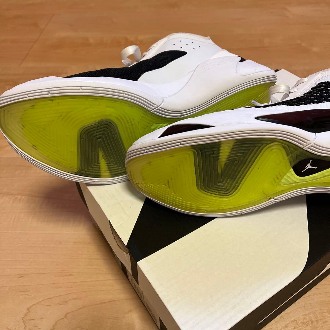 ジョーダン ルカ１ JODAN LUKA1 PF 白/黒 28.5