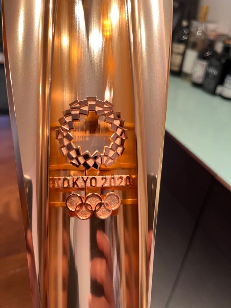 東京オリンピック聖火トーチ&ランナー用ユニフォーム