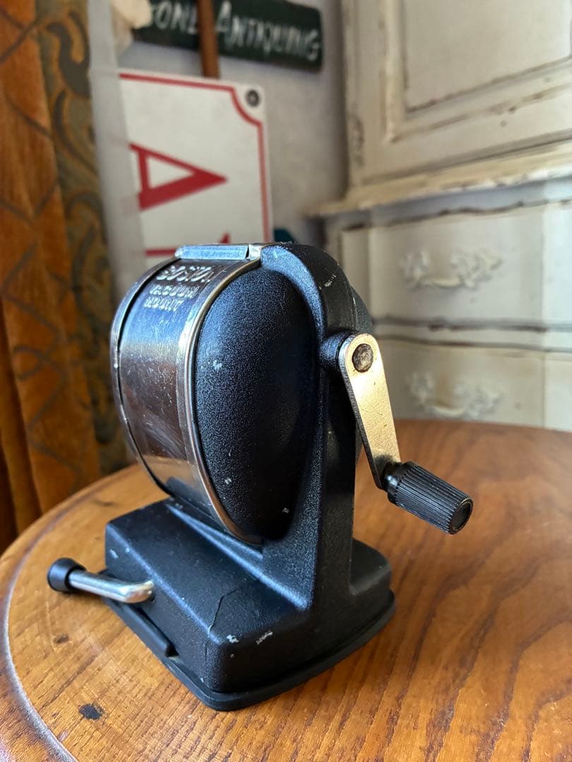 アンティーク　鉛筆削り　ペンシルシャープナー　Boston アメリカ