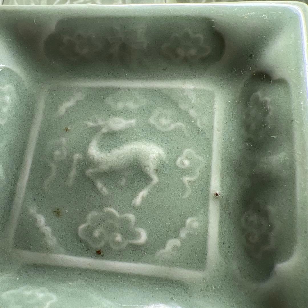 江戸後期　三田青磁鹿文角皿12枚　木箱付　東Y8-0122☆2Fトヒル