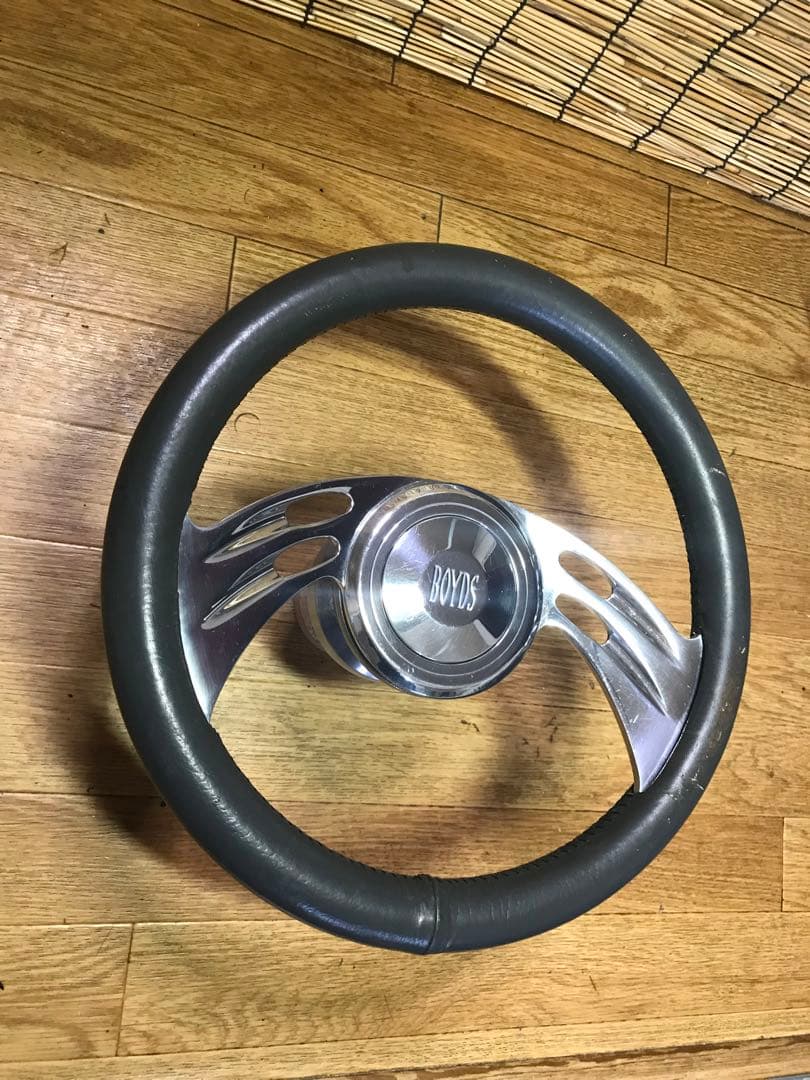 BOYD'S スポーツステアリングホイール