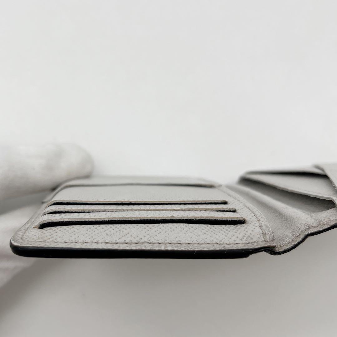 ルイヴィトン　オーガナイザードゥポッシュ タイガラマ　名刺入れ　白　近年