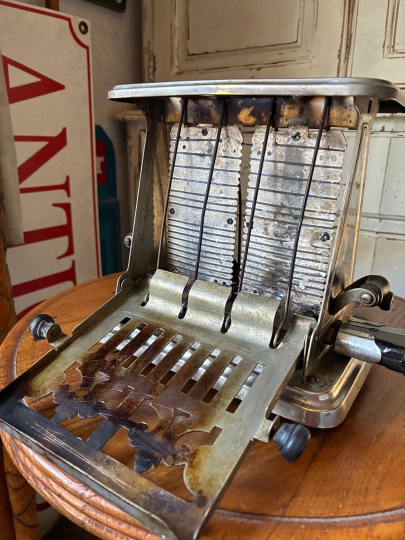 アンティーク　トースター　美しい　メタル　トースター　アメリカ　1920年代