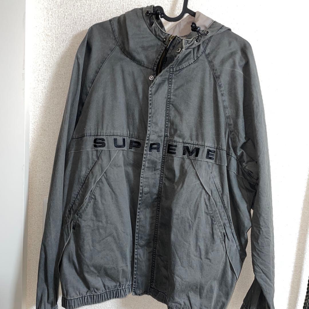 supreme シュプリーム　ナイロンパーカー　グレー
