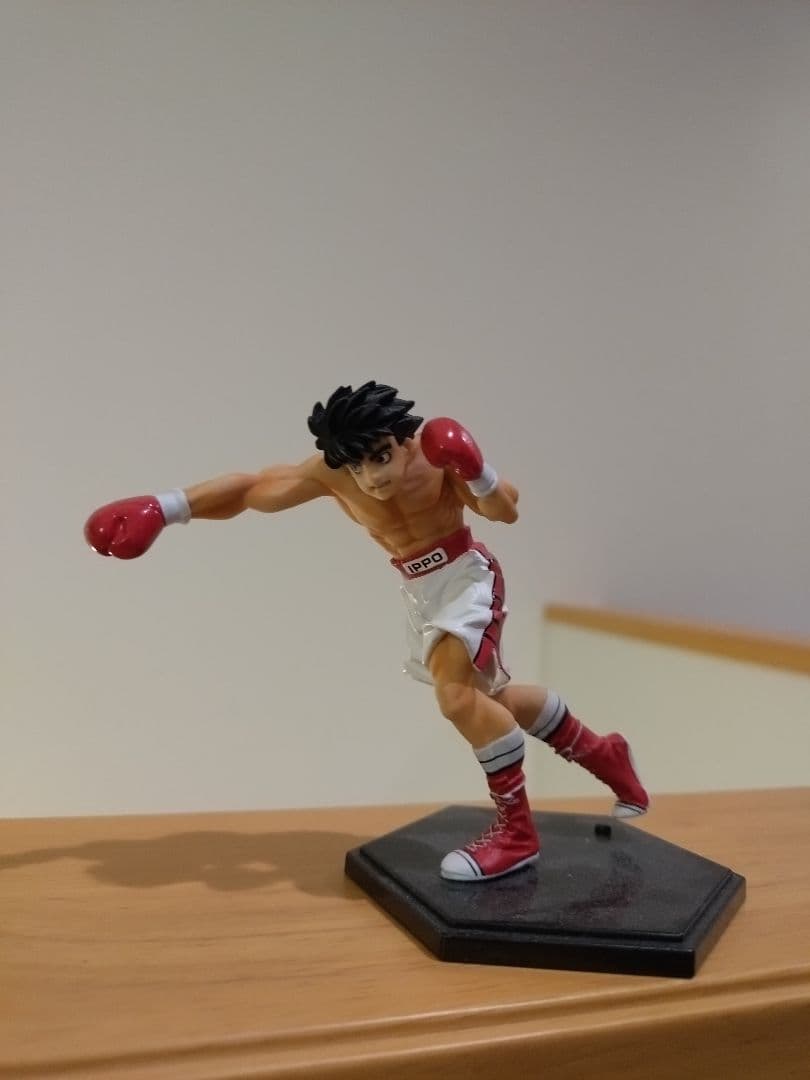 はじめの一歩100巻限定フィギュア